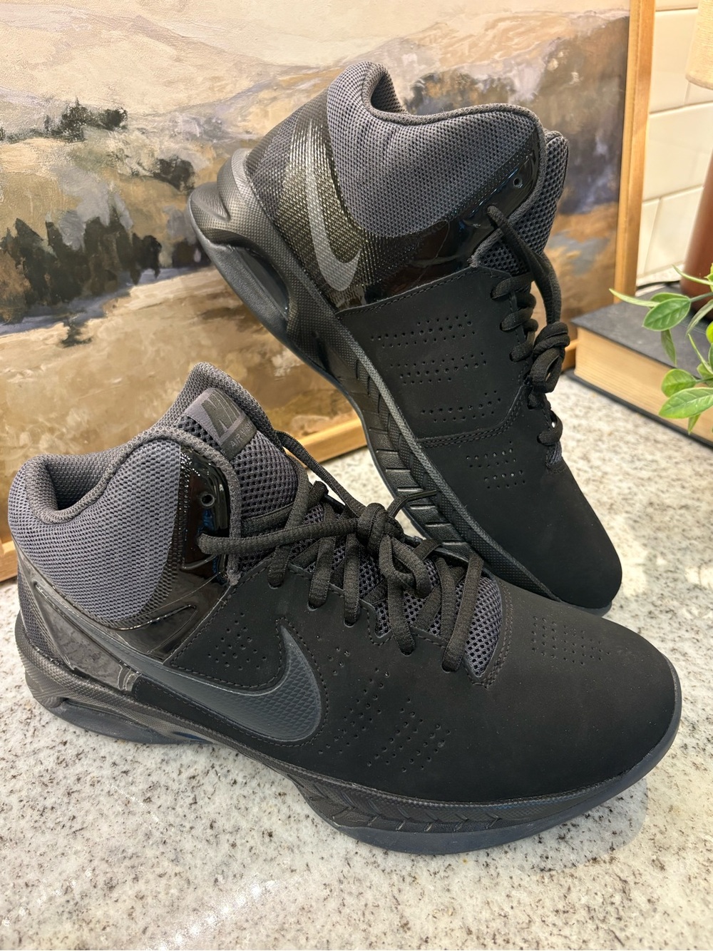 Nike Air Visi Pro 6 Triple Black Anthracite Sneakers 749168-003 Men's 8.5 NEW NB